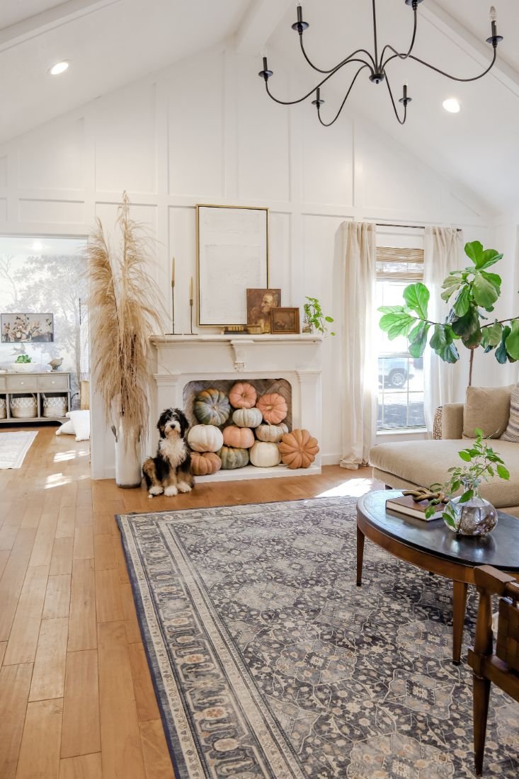 Simple Fall Touches in Shelby’s Home – Fall Home Tour 2022